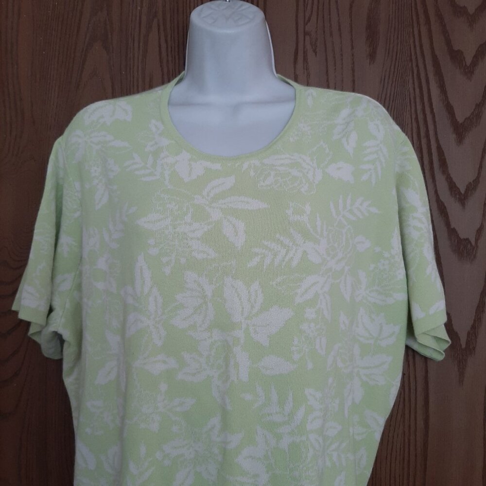Vintage Talbots Made In Italy Green White Floral Short Sleeve Top 3X - Picture 2 of 5